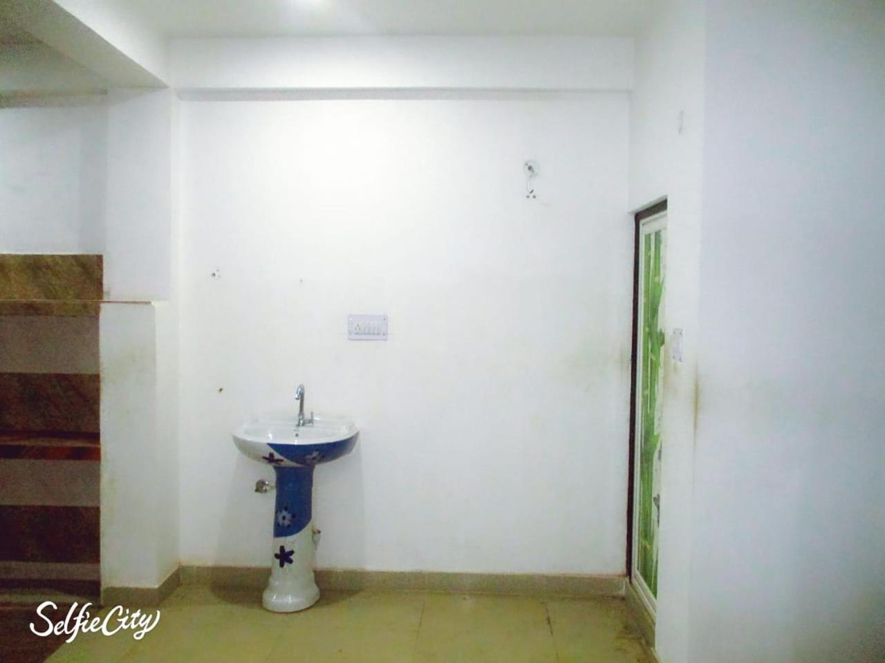 Alankrita Malviya Apartment Allāhābād Junction Exterior foto